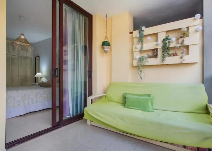 Nos Lo Merecemos * بويرتو دي سانتياغو